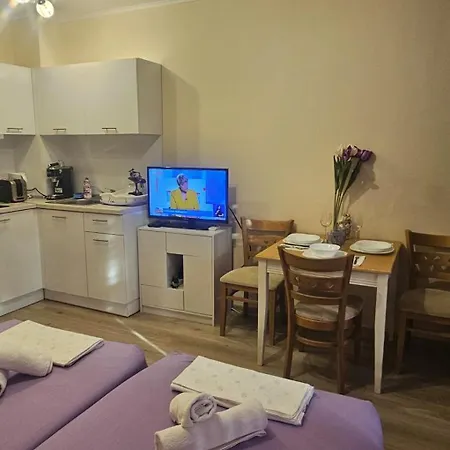 Sun Sea 2 Apartman *